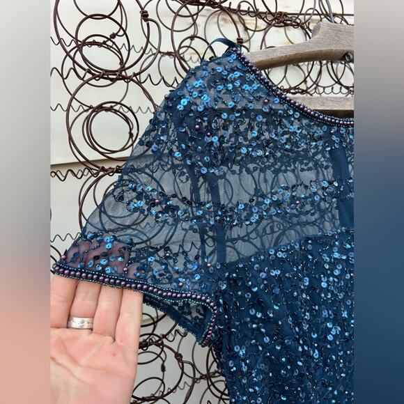 Adriana Papell Navy Blue Bead Sequin Long Formal Short Sleeve Glam Gown Size 8 - Picture 4 of 11